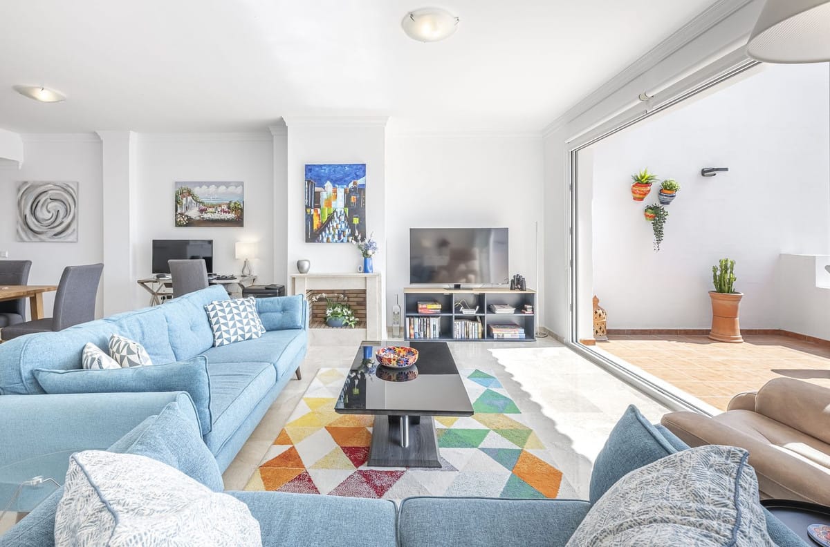 Drie-slaapkamer appartement in La Mairena met panoramische uitzichten op zee en bergen in La Mairena - foto 9