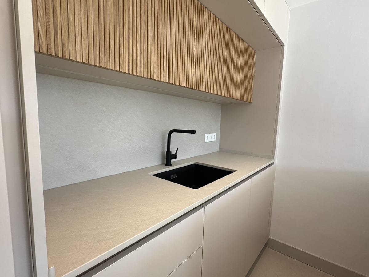 Drie-slaapkamerwoning in Torrequebrada in Torrequebrada - foto 13