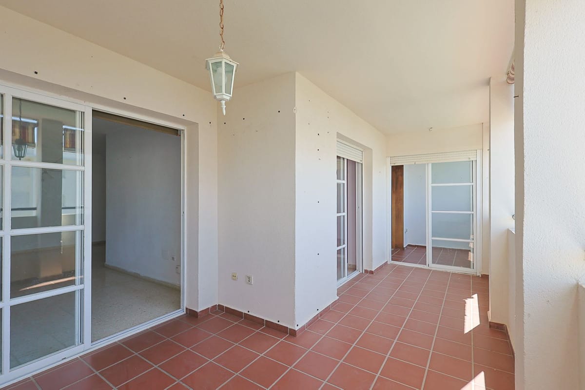2 bedroom Apartment in Arroyo De La Miel in Arroyo de la Miel - foto 2