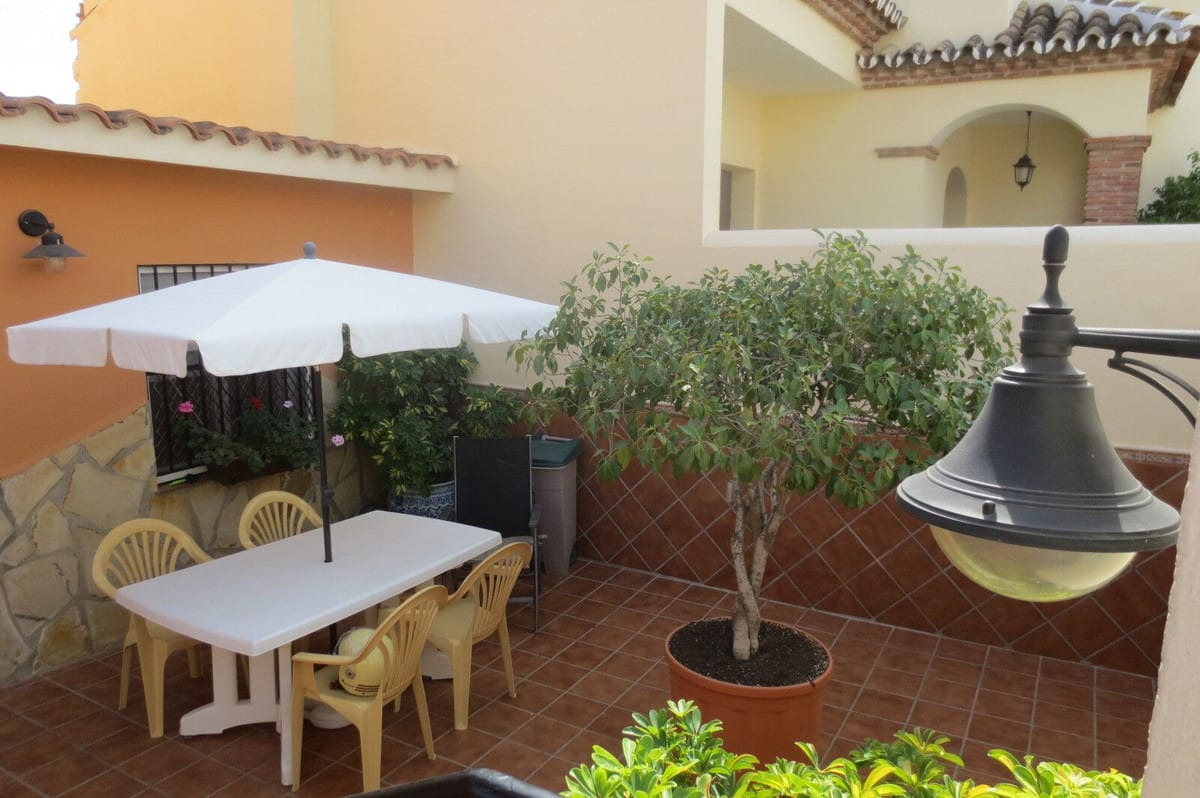 4-slaapkamer villa in El Coto in El Coto - foto 4