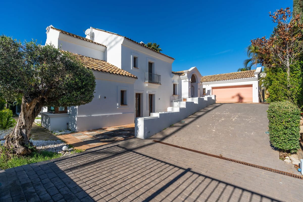 4-slaapkamer villa in El Paraiso, Málaga – aan de golfbaan in El Paraiso - foto 5