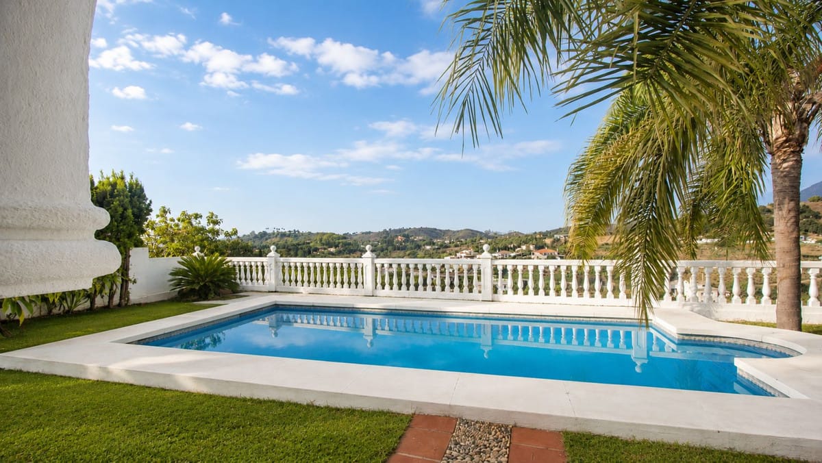 Huis met 3 slaapkamers in Estepona in Estepona - foto 17