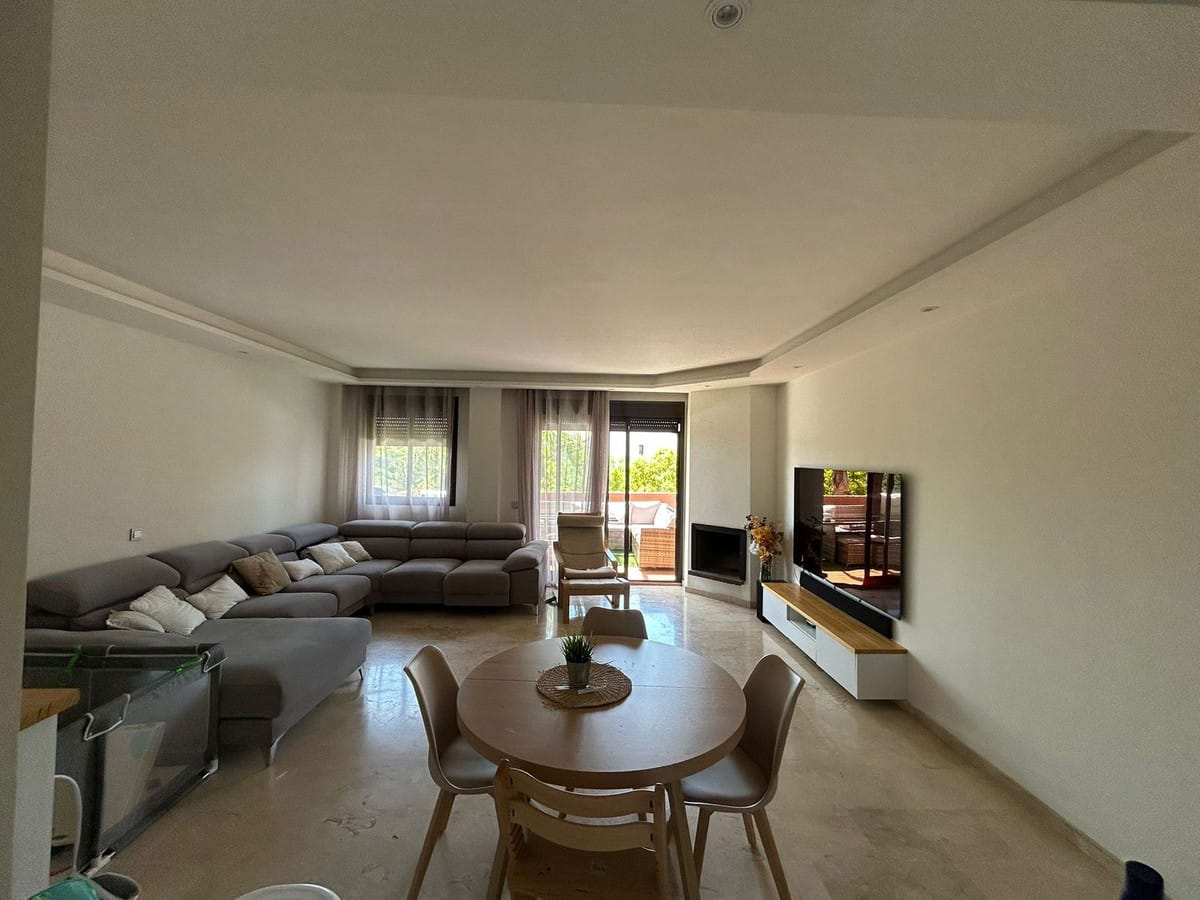 4-slaapkamer appartement in Casares Playa, Costa del Sol - foto 8
