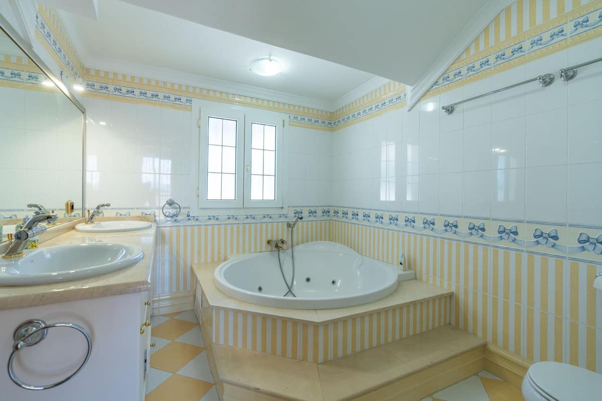 5-slaapkamer duplex penthouse in Marbella op 200 meter van het strand in Marbella - foto 12