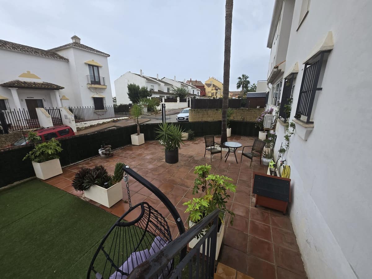 Begane grond appartement te koop in La Duquesa in La Duquesa - foto 7