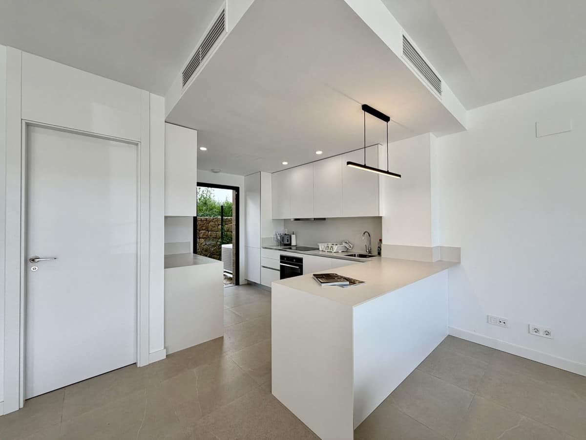 Moderne 3-slaapkamer villa in Atalaya te koop of te huur in Atalaya - foto 9