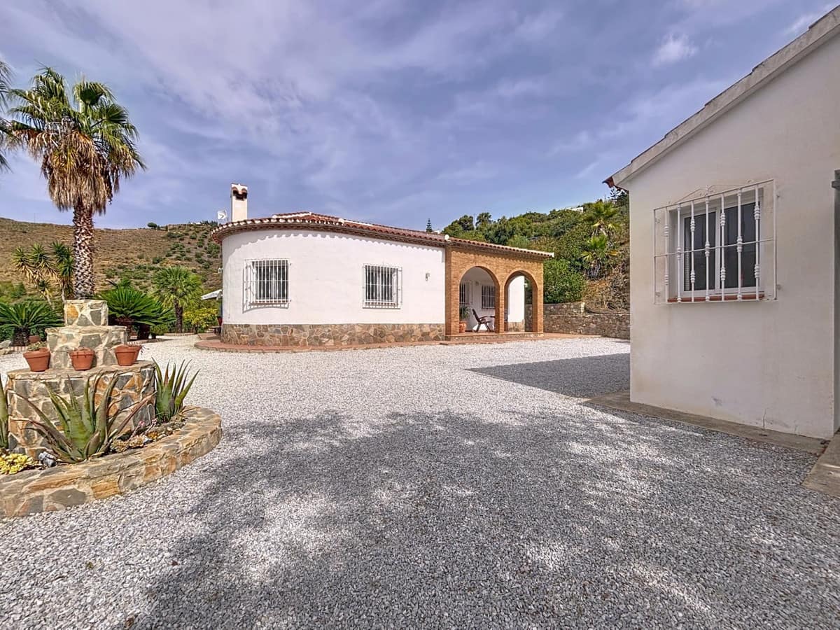 Villa met 3 slaapkamers in Canillas de Albaida — R5153134 in Canillas de Albaida - foto 2