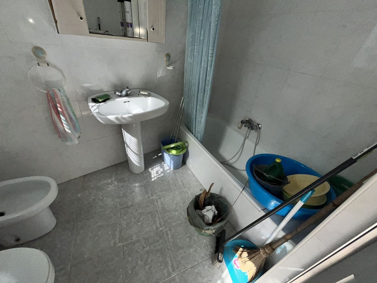 8-slaapkamer huis in Estepona centrum – investeringskans Calle Mondéjar in Estepona - foto 6