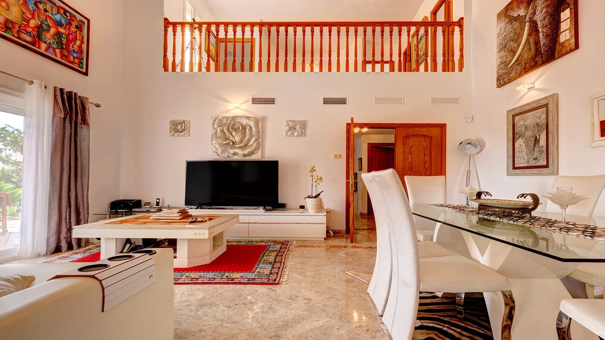 5 bedroom House in Casares in Casares - foto 8