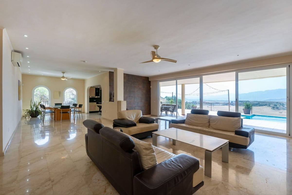 Finca met panoramisch bergzicht in Gibralgalia, Cártama – 3 slaapkamers in Cártama - foto 4
