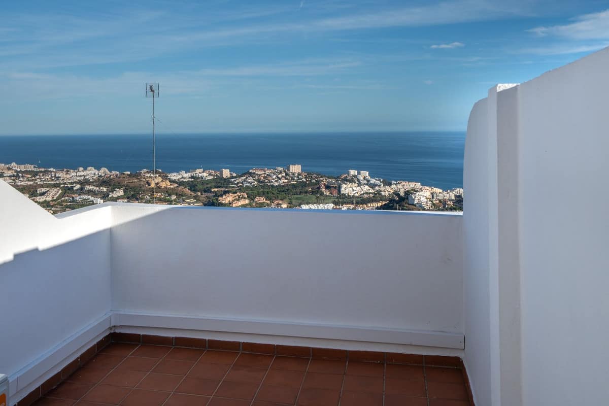 Drie-slaapkamer duplex-penthouse in Benalmádena in Benalmadena - foto 2