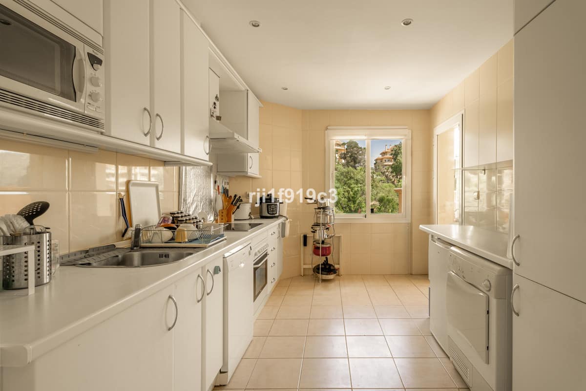 3-slaapkamer appartement in Elviria Hills in Elviria - foto 6