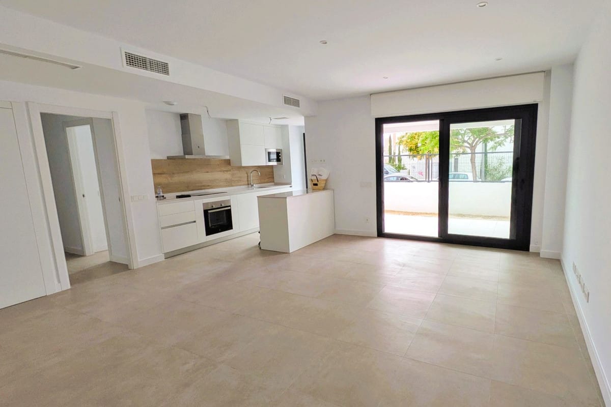 2 bedroom Apartment in Estepona in Estepona - foto 3