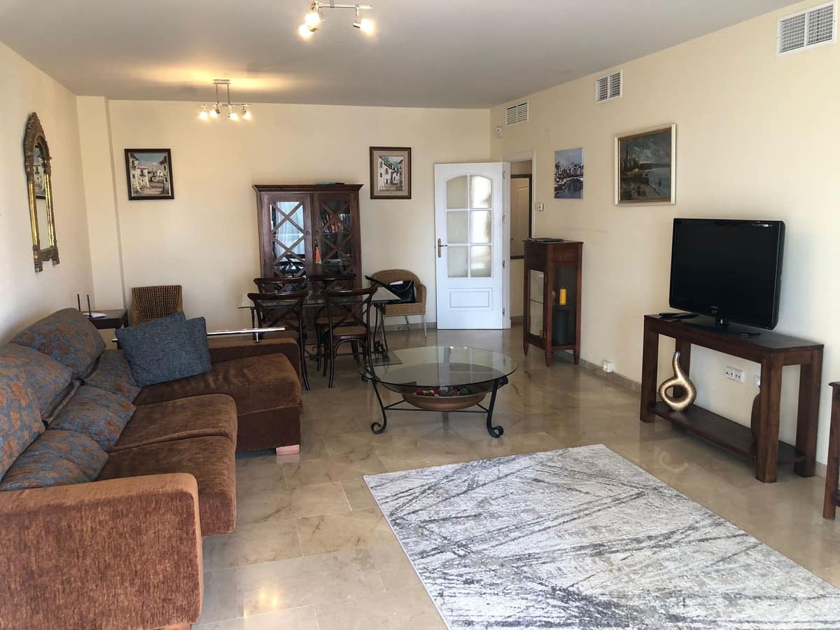 3-slaapkamer appartement aan de eerste lijn strand in La Duquesa in La Duquesa - foto 4
