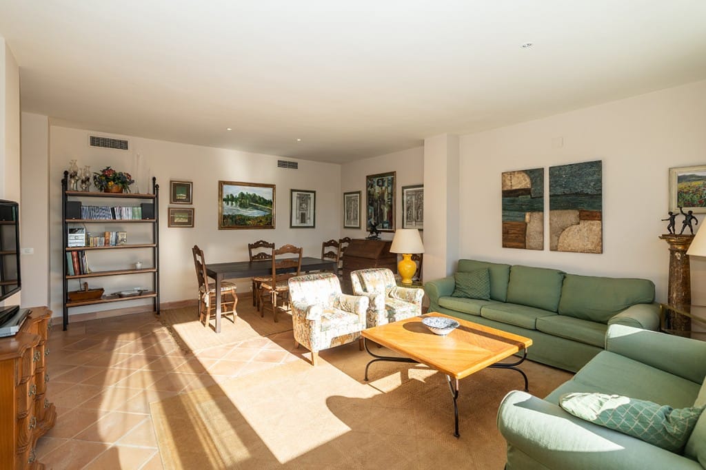 4-slaapkamer appartement in Marbella, Elviria (Los Jardines de las Golondrinas) in Marbella - foto 6