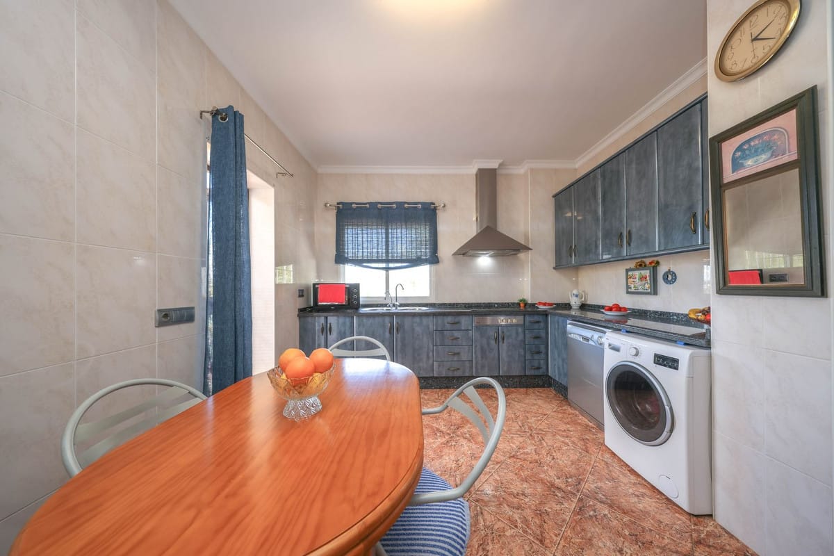 Vrijstaande villa met 3 slaapkamers in Monda in Monda - foto 12