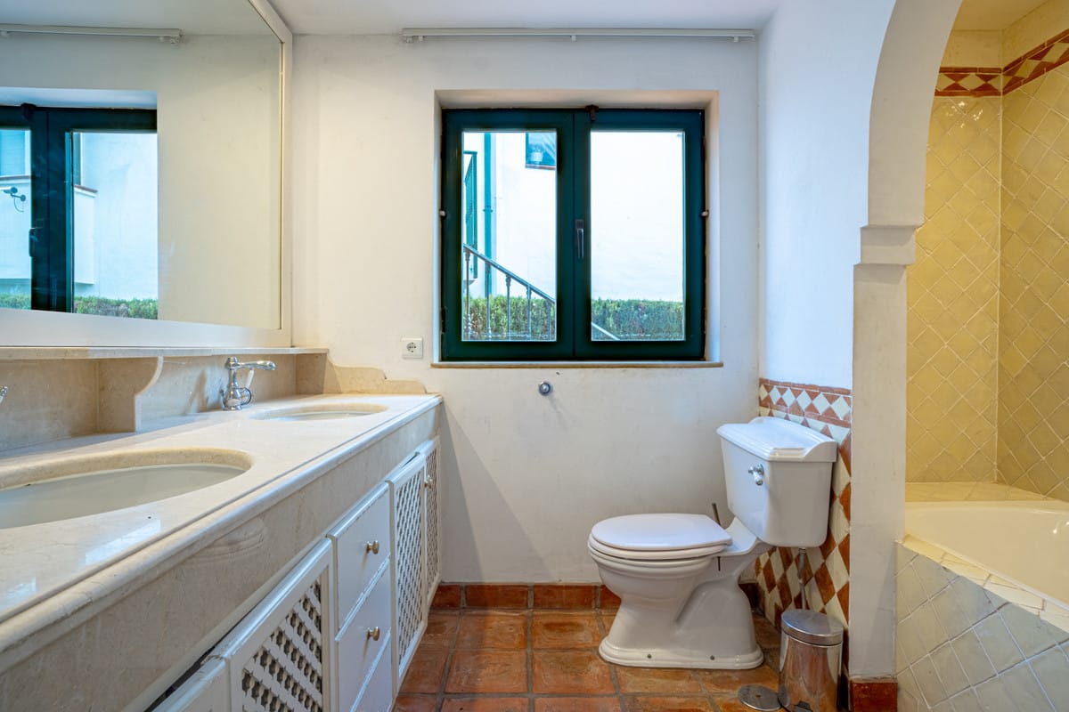 3 bedroom House in Riviera Del Sol in Riviera del Sol - foto 18