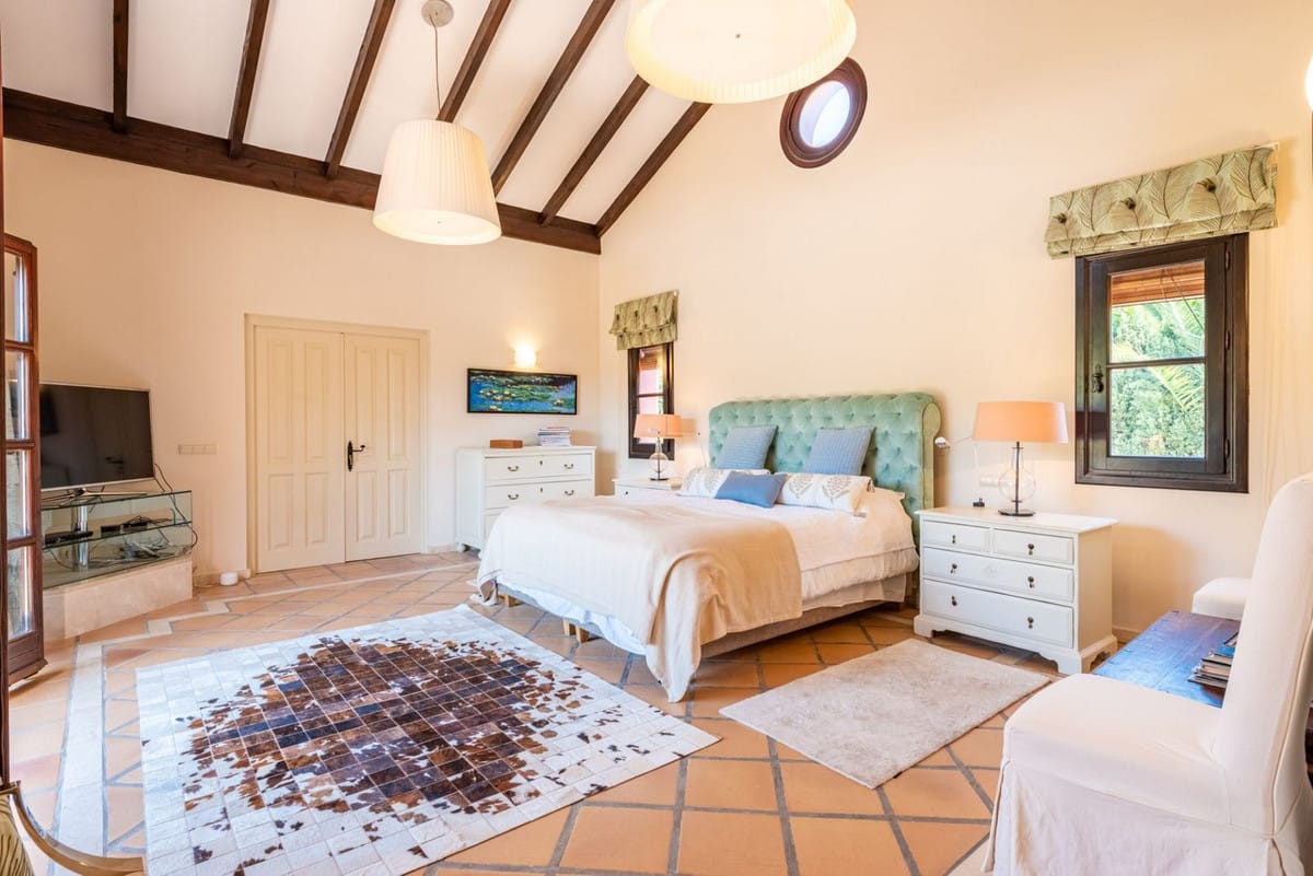 Villa met 4 slaapkamers in El Paraiso, Málaga in El Paraiso - foto 18