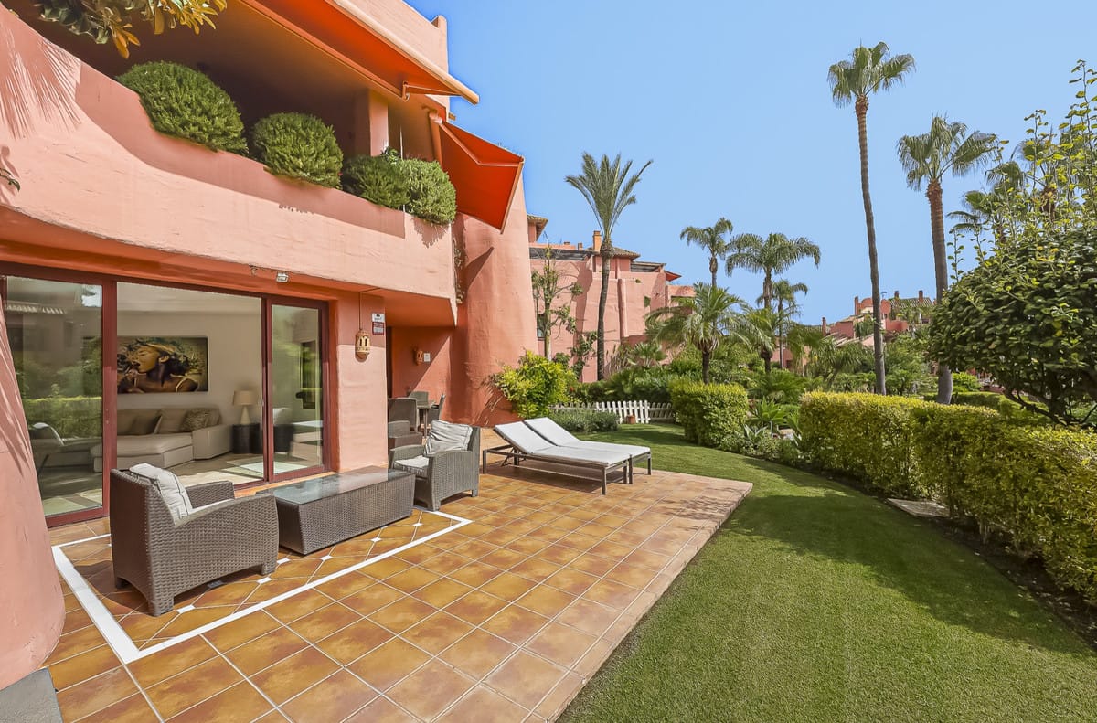 Appartement met 2 slaapkamers in Estepona in Estepona - foto 3