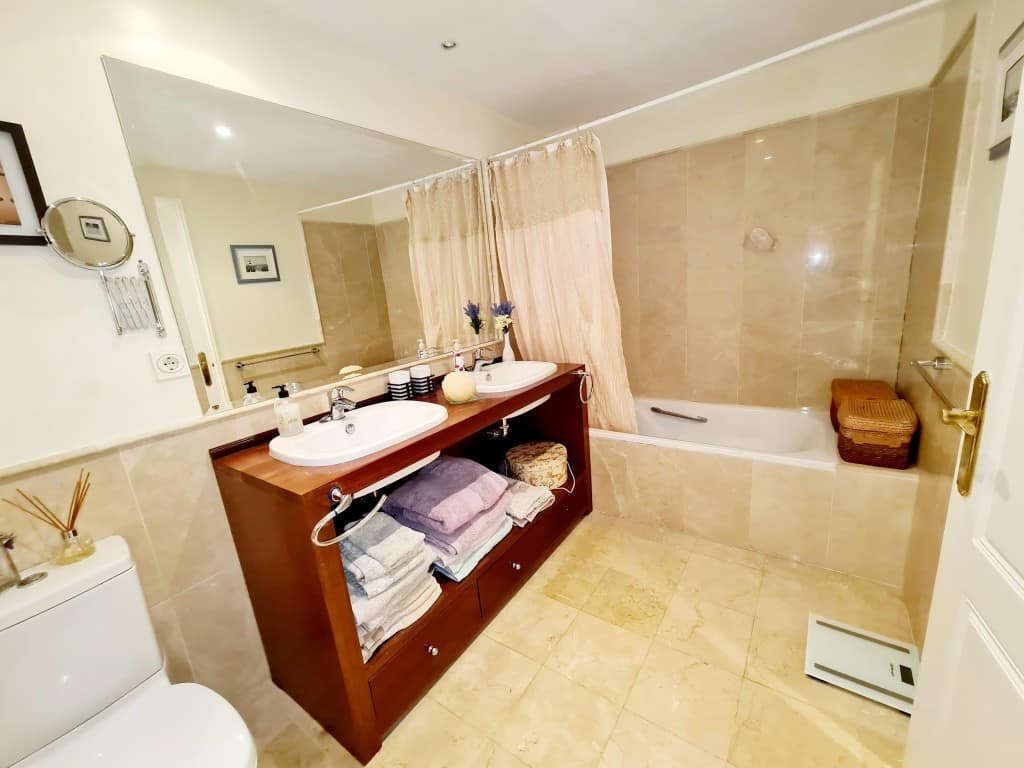 2-slaapkamer appartement aan de New Golden Mile in New Golden Mile - foto 11