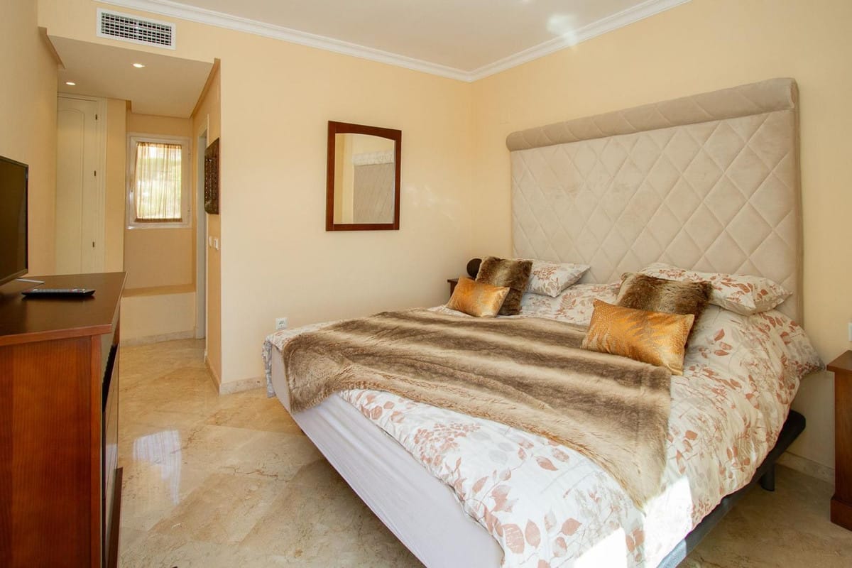 Drie-slaapkamer penthouse in La Mairena in La Mairena - foto 16