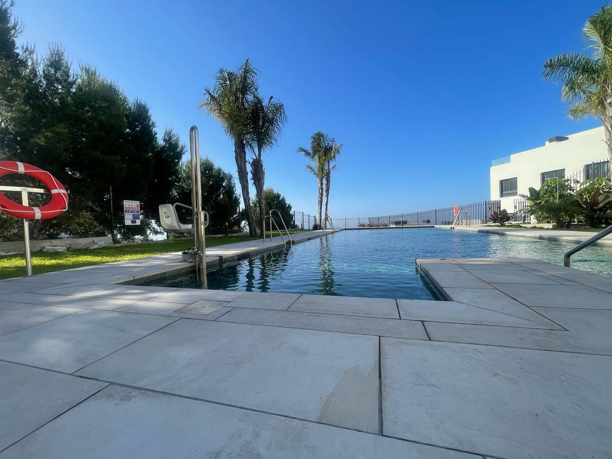 2 bedroom Apartment in Benalmadena in Benalmadena - foto 5