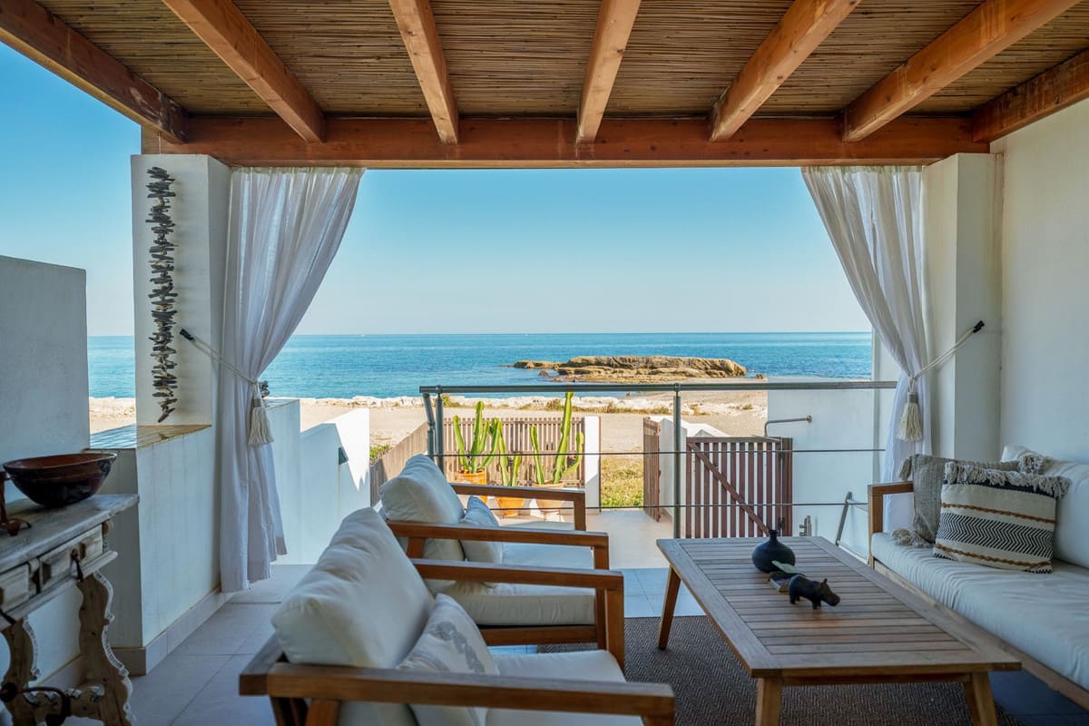 2-slaapkamer frontline luxe strandwoning Bahia Dorada, Estepona in Estepona - foto 2
