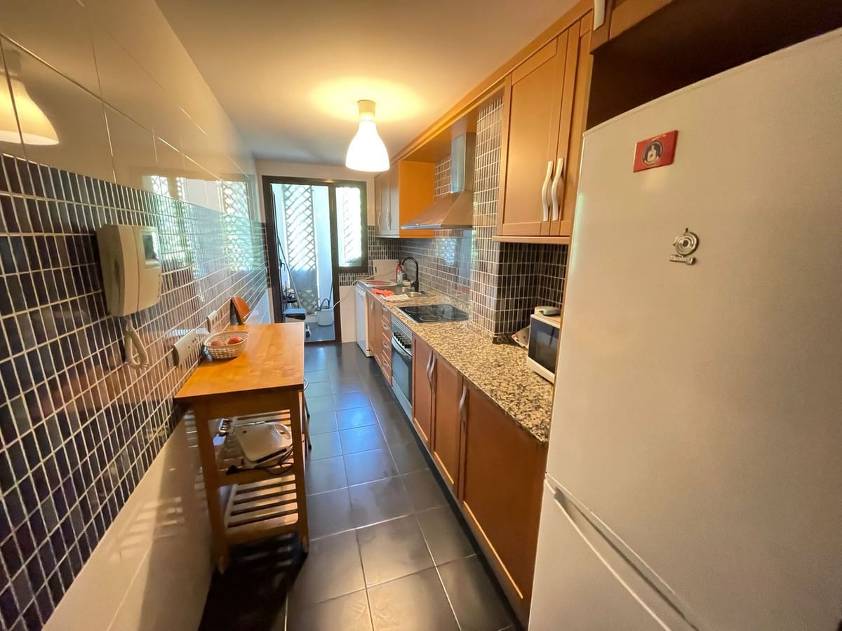 Appartement met 1 slaapkamer in Selwo (Estepona) – 76 m2 wonen + 48 m2 privé tuin in Selwo - foto 11