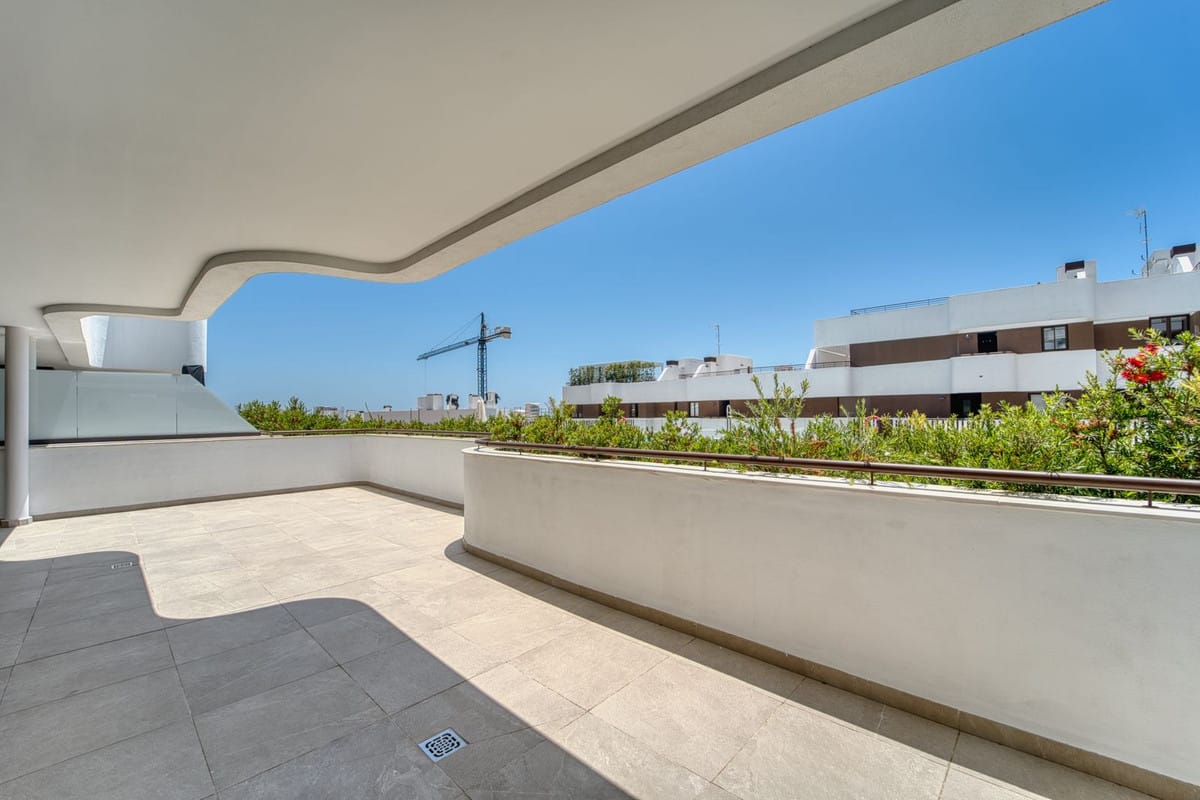 Moderne 2-slaapkamer begane grond in Estepona – Las Mesas in Estepona - foto 12
