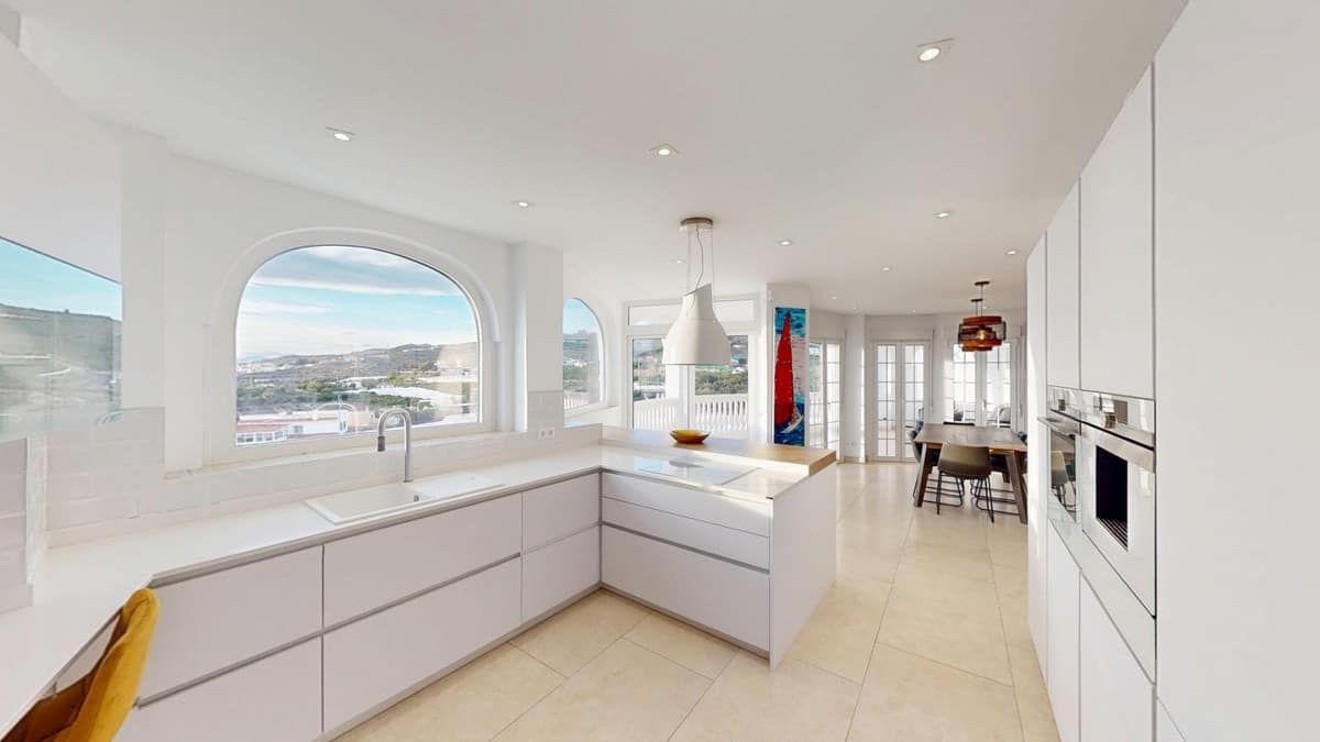 4 bedroom House in Torrox in Torrox - foto 17