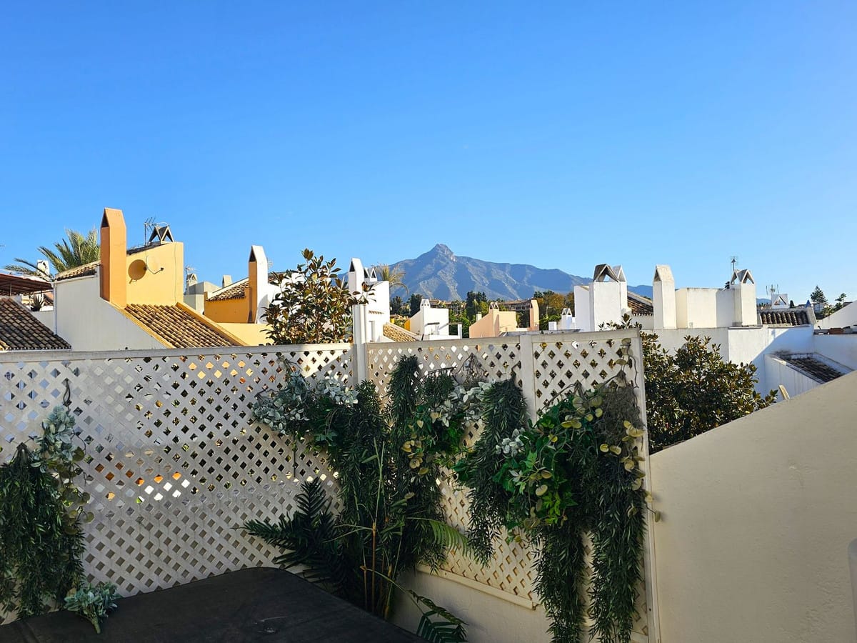 5-slaapkamer stadswoning in Nueva Andalucía in Nueva Andalucía - foto 19