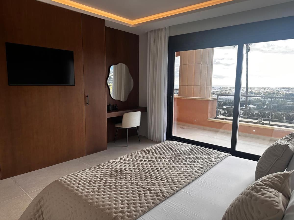 Drie-slaapkamerappartement in Nueva Andalucía in Nueva Andalucía - foto 7