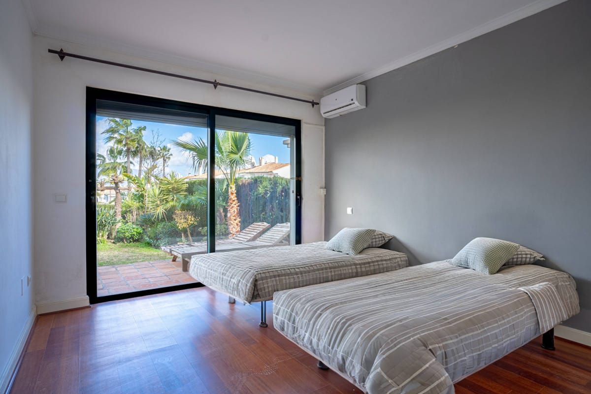 3 bedroom House in Riviera Del Sol in Riviera del Sol - foto 10