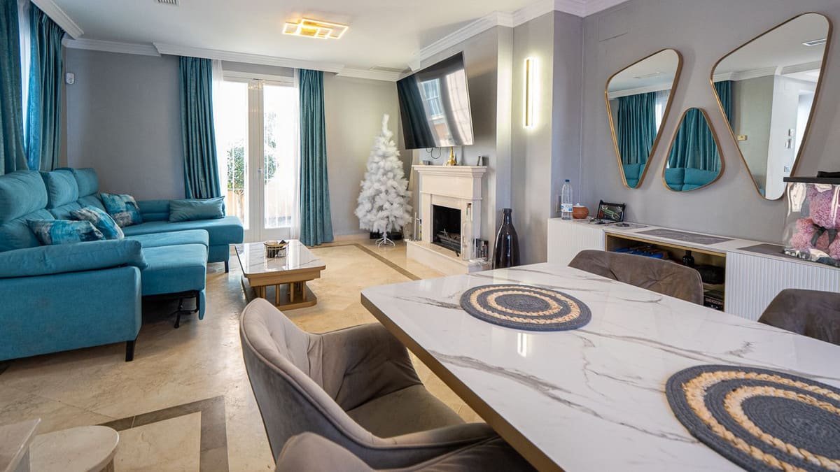 Tweeslaapkamer-stadswoning in Nueva Andalucía, Málaga in Nueva Andalucía - foto 11