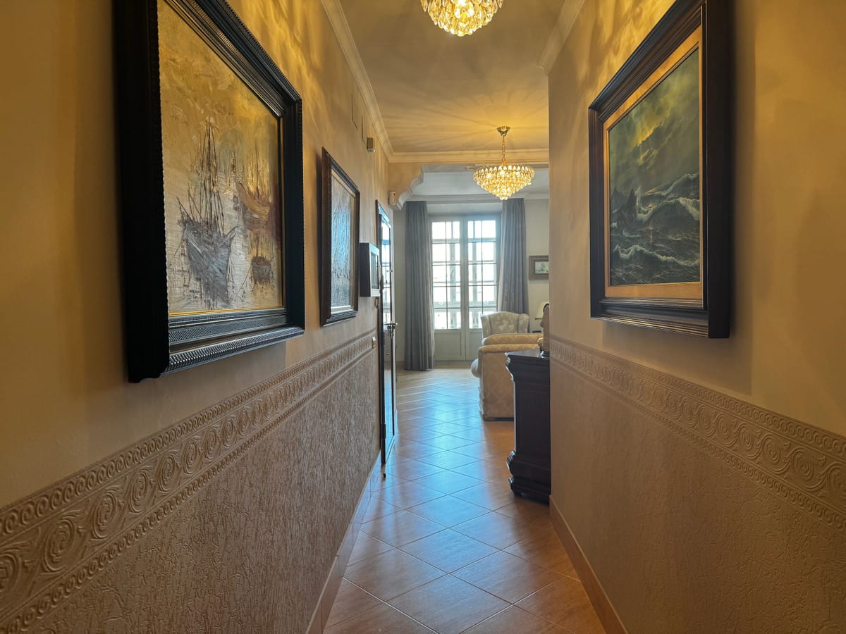 Drie slaapkamers appartement in Málaga in Málaga - foto 6