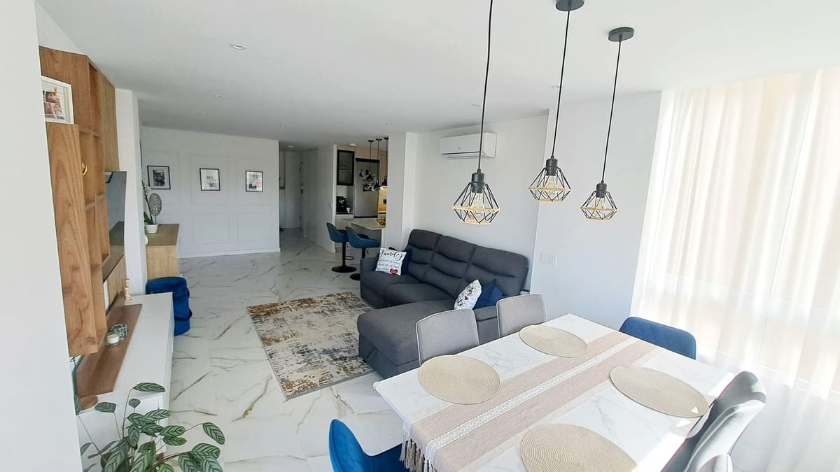 3 bedroom Apartment in Fuengirola in Fuengirola - foto 8