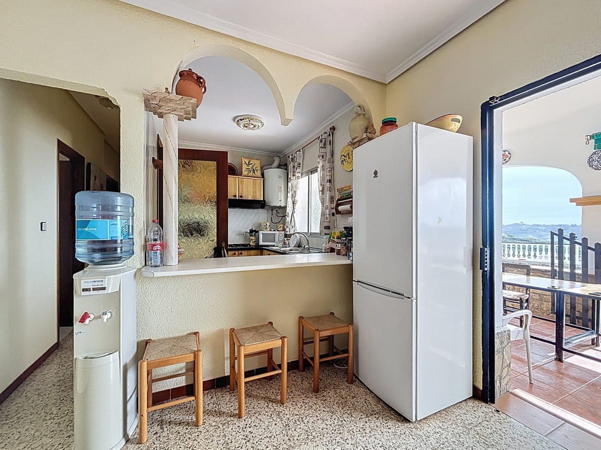 4-slaapkamer villa met landbouwgrond en panoramisch uitzicht in Vélez-Málaga in Vélez-Málaga - foto 12