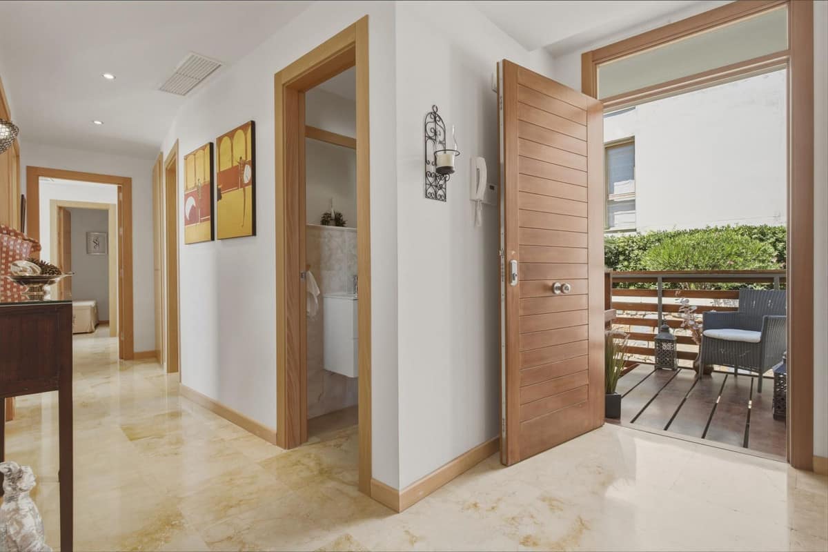 3 bedroom Apartment in Altos De Los Monteros in Altos de los Monteros - foto 10