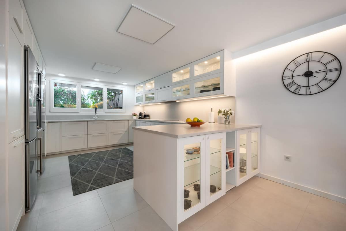 4 slaapkamer huis in Nueva Andalucía in Nueva Andalucía - foto 16