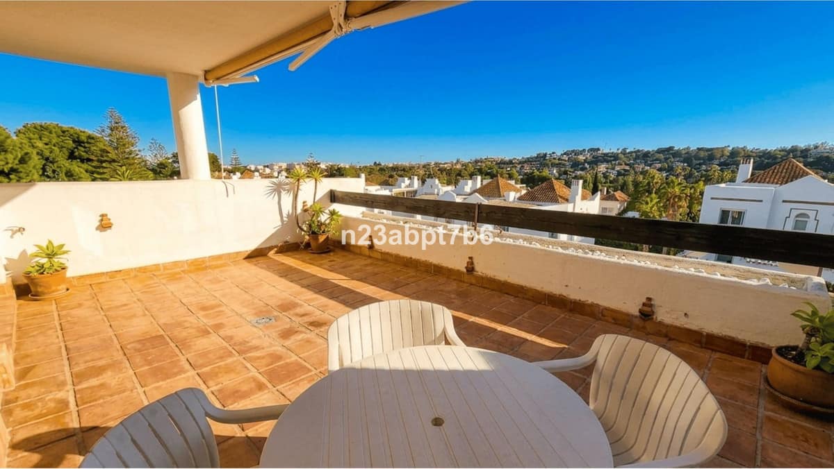2-slaapkamer appartement met zonsondergang-terras in Aloha, Nueva Andalucía in Nueva Andalucía - foto 3