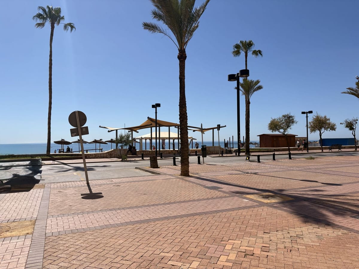 2-slaapkamerappartement aan boulevard Fuengirola – zeezicht en dubbele garage in Fuengirola - foto 14