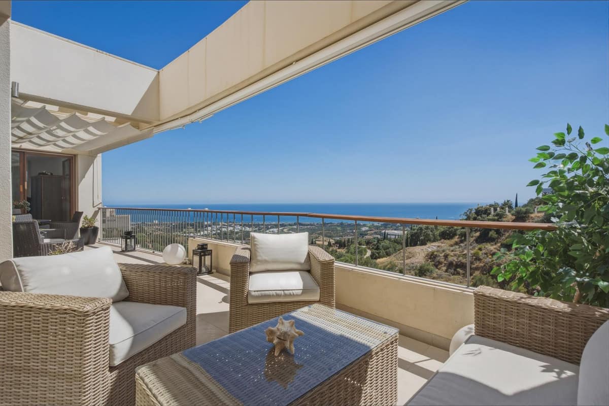 3 bedroom Apartment in Altos De Los Monteros in Altos de los Monteros - foto 2