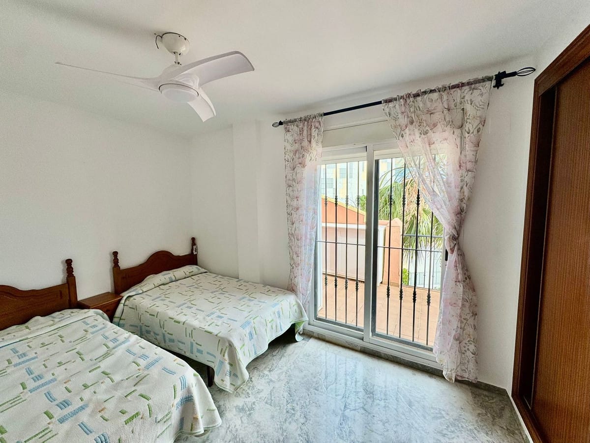 Penthouse met groot terras en open uitzicht in Las Lagunas — 1 slaapkamer in Las Lagunas - foto 8