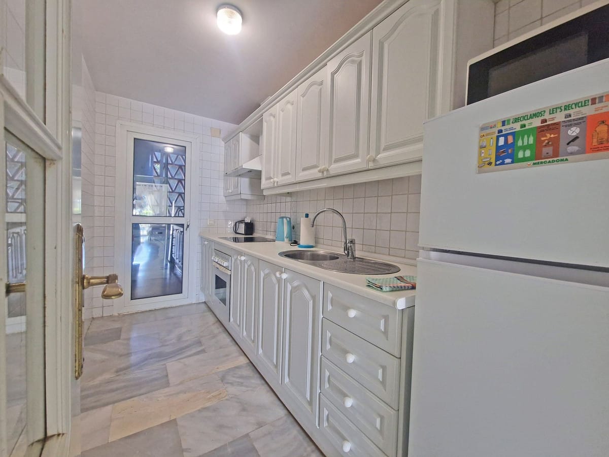 Appartement met 2 slaapkamers aan het strand in Calahonda in Calahonda - foto 17