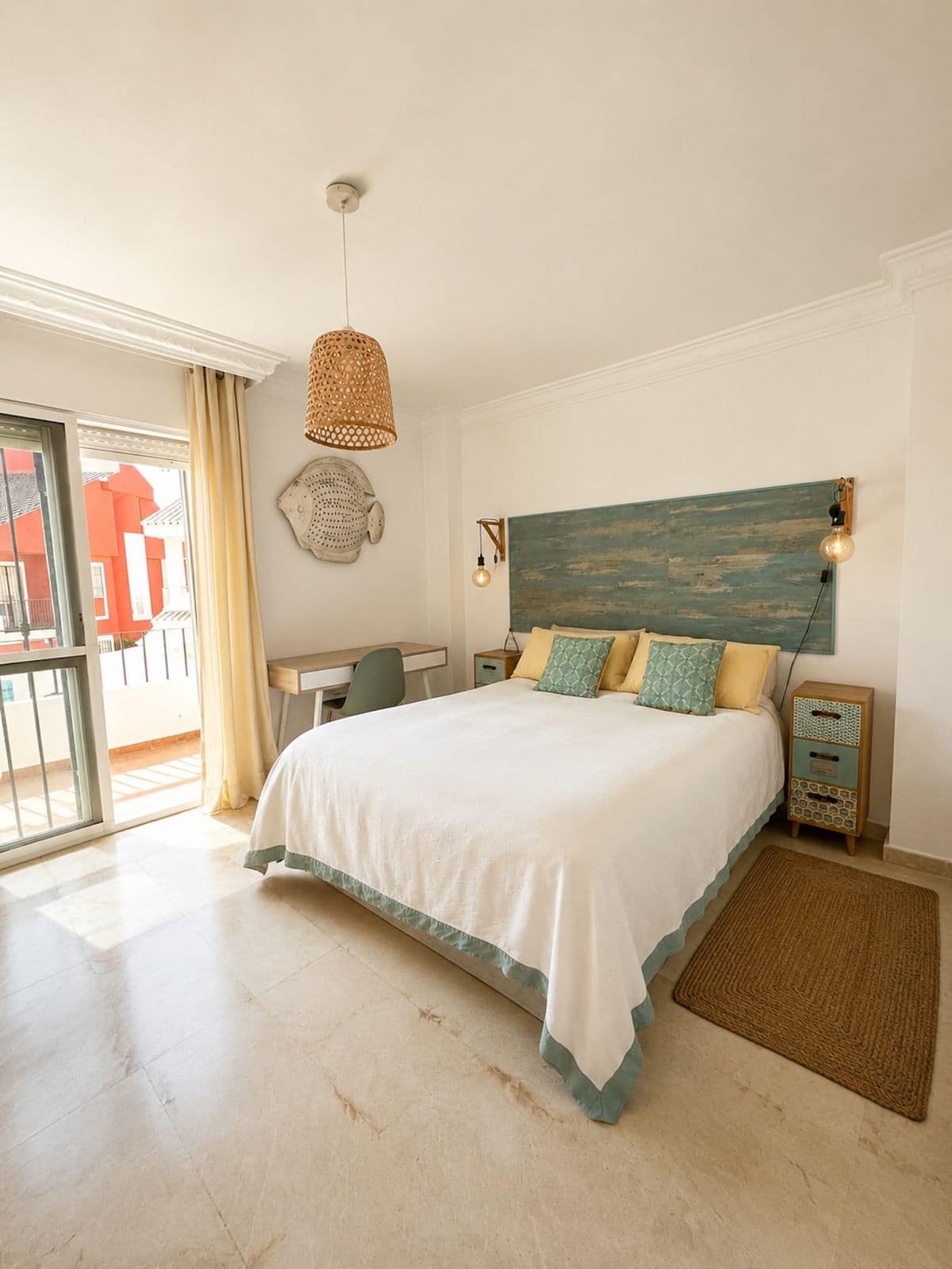 Drie-slaapkamer hoek-tussenwoning in Costabella, Marbella-Oost in Costabella - foto 11