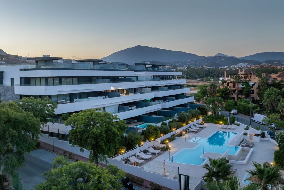 Luxueus 3-slaapkamer tuinappartement in Estepona in Estepona - foto 17