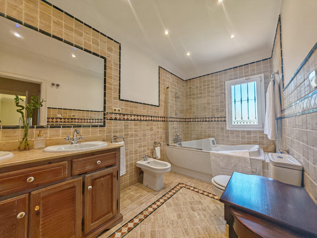 4 bedroom House in Elviria in Elviria - foto 17