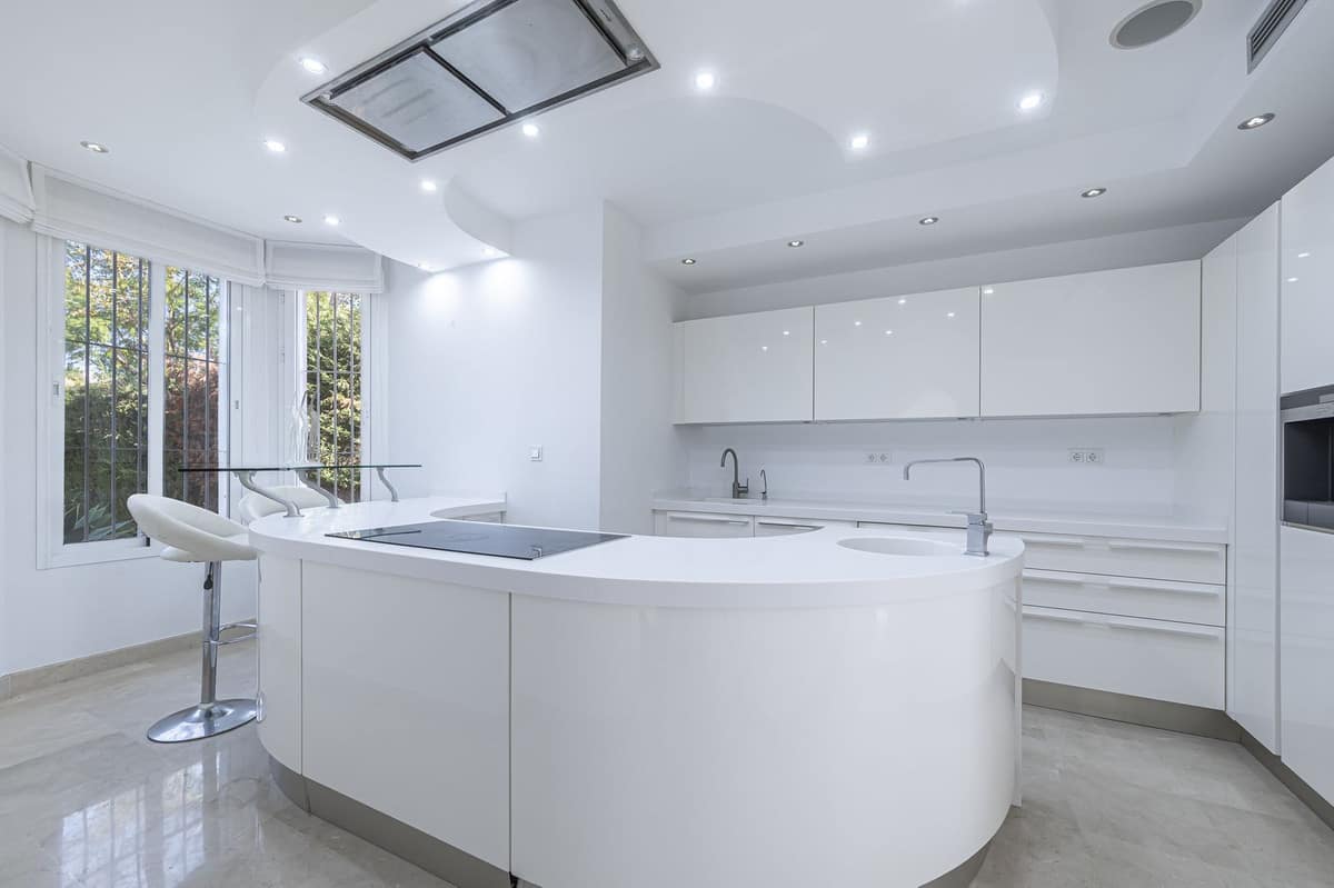 Villa met 7 slaapkamers in Nueva Andalucía in Nueva Andalucía - foto 13