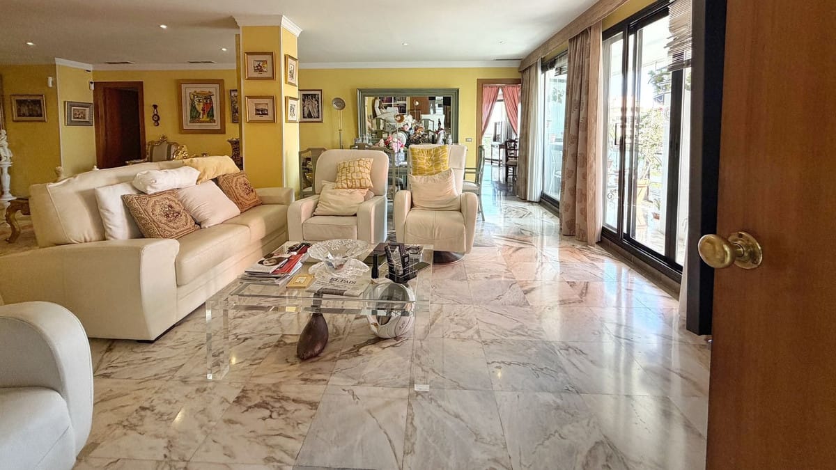 Appartement met 3 slaapkamers in Marbella in Marbella - foto 8