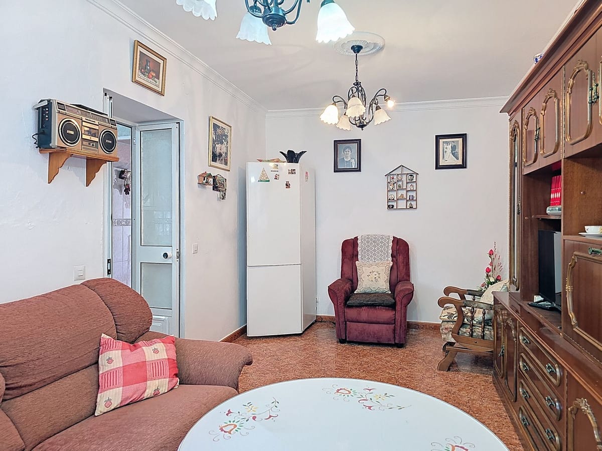 Drie-slaapkamer stadswoning van 196 m² in Cómpeta in Cómpeta - foto 18